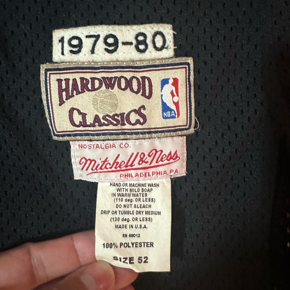 San Antonio George Gervin Mitchell & Ness Throwback Jersey - XXL (52) - Picture 3 of 3